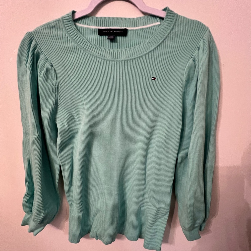Tommy Hilfiger Women’s Sweater Top
